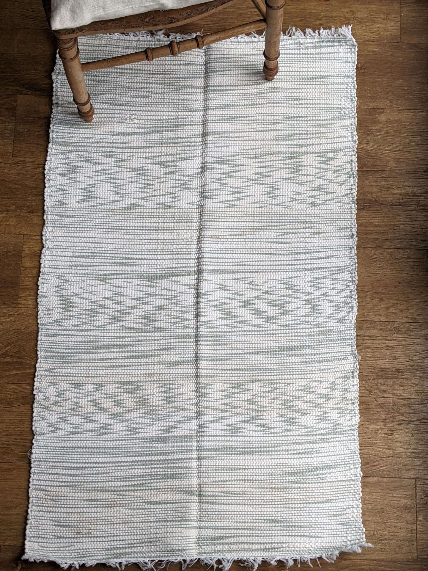 Handmade handwoven white and grey rug
